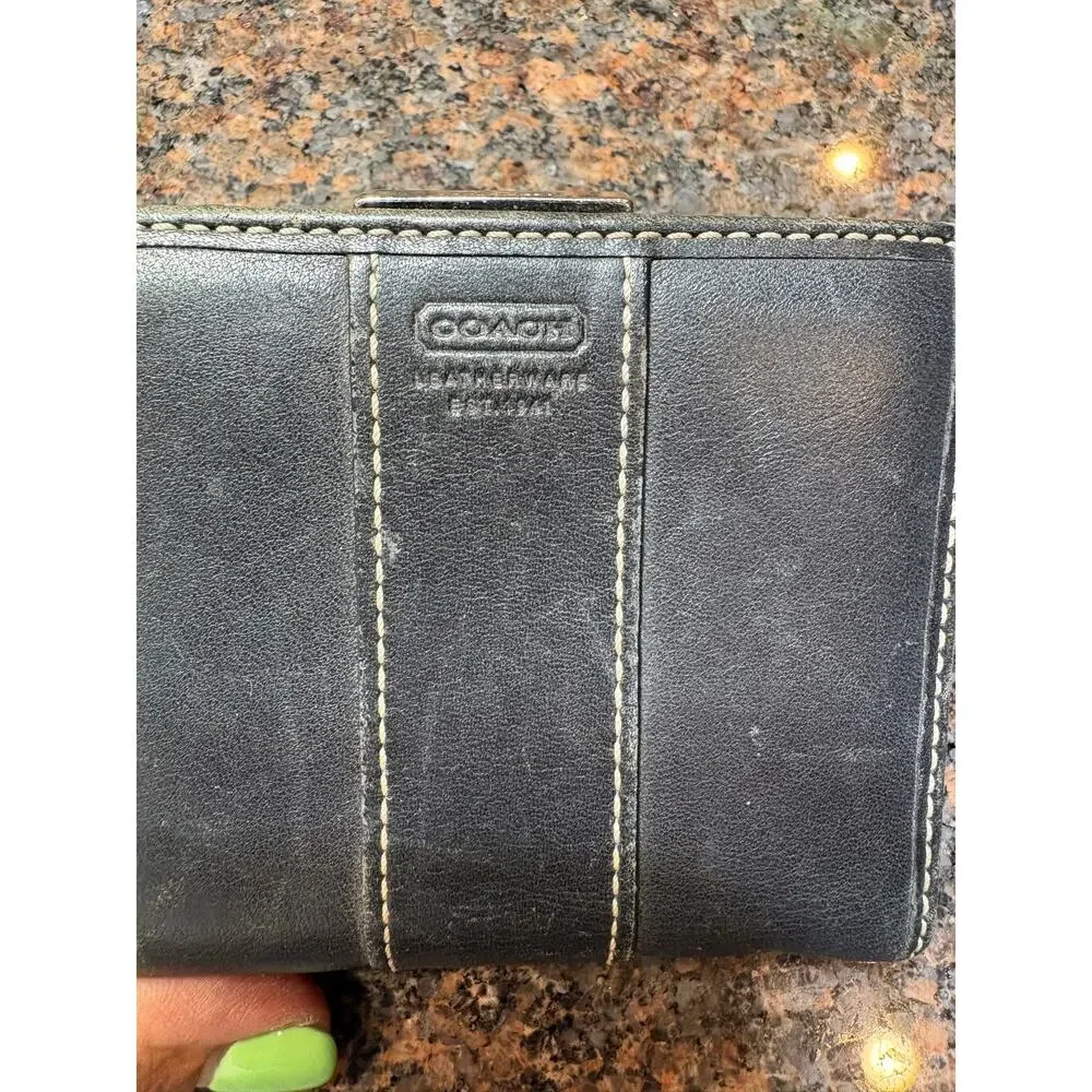 Vintage Coach Black Bifold Wallet Contrast Stitching w/Coin Compartment